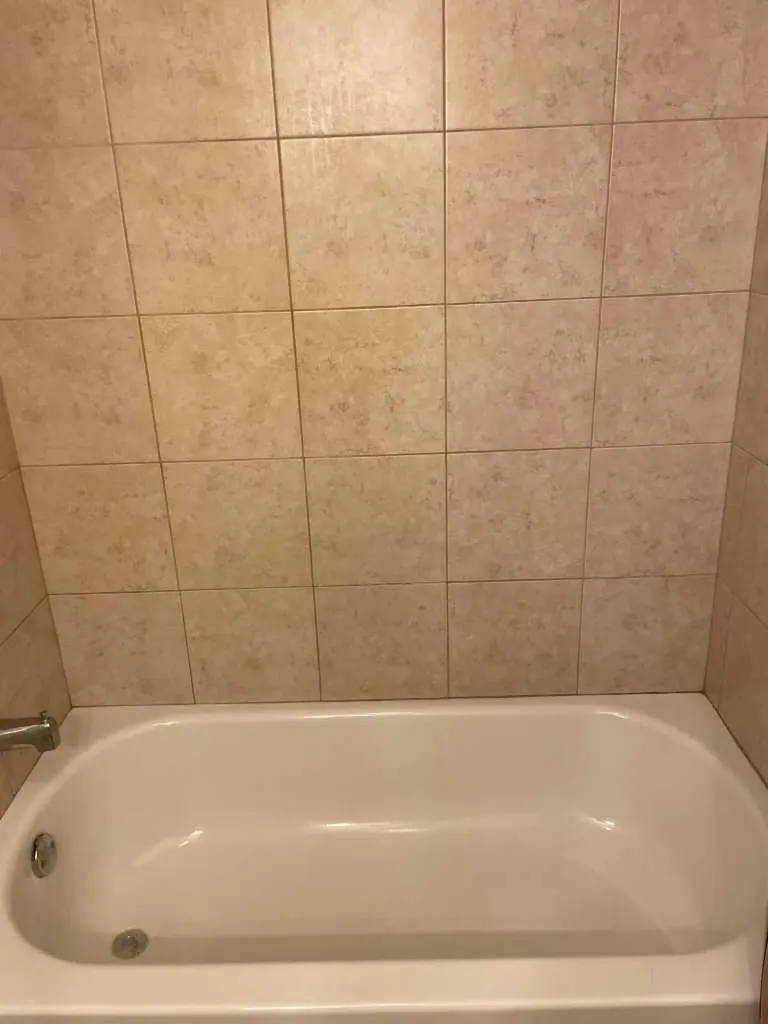 4222 40 Avenue NW Calgary AB T3A0X1