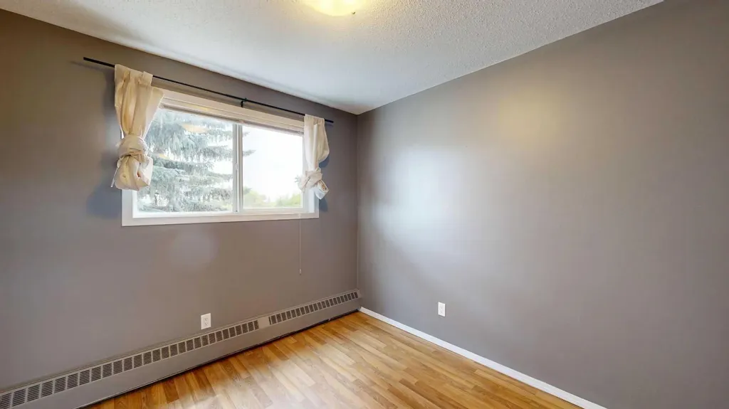 4808 45 Street Stettler AB T4K 0A1