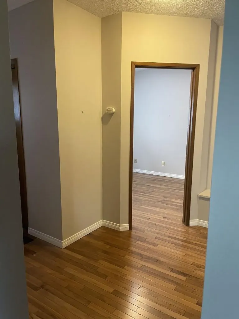 160 Hawkwood Way NW Calgary AB T3G 1X4