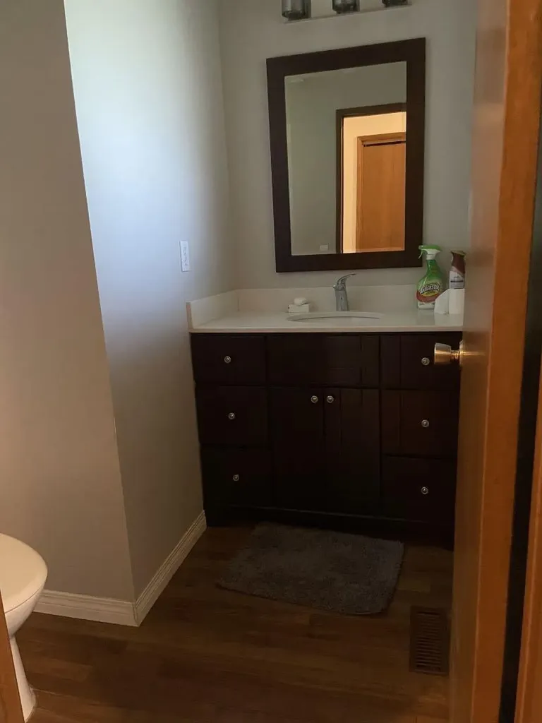 160 Hawkwood Way NW Calgary AB T3G 1X4
