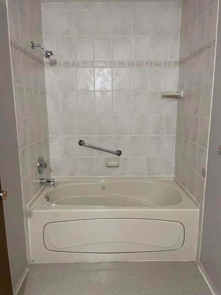 160 Hawkwood Way NW Calgary AB T3G 1X4