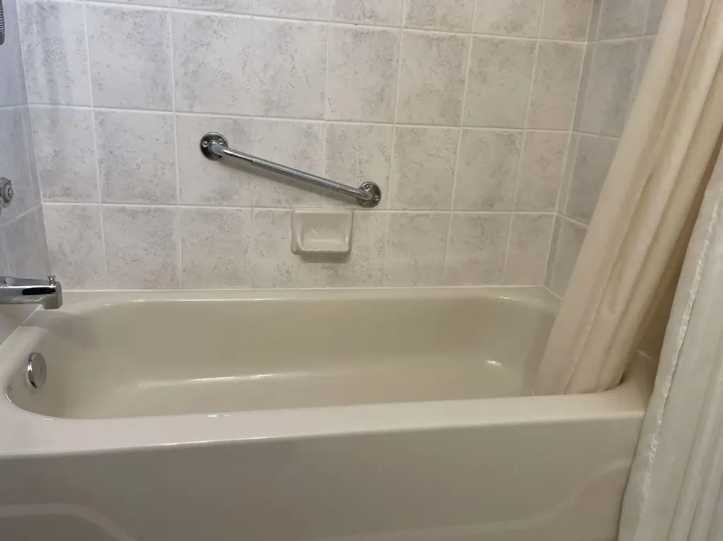160 Hawkwood Way NW Calgary AB T3G 1X4