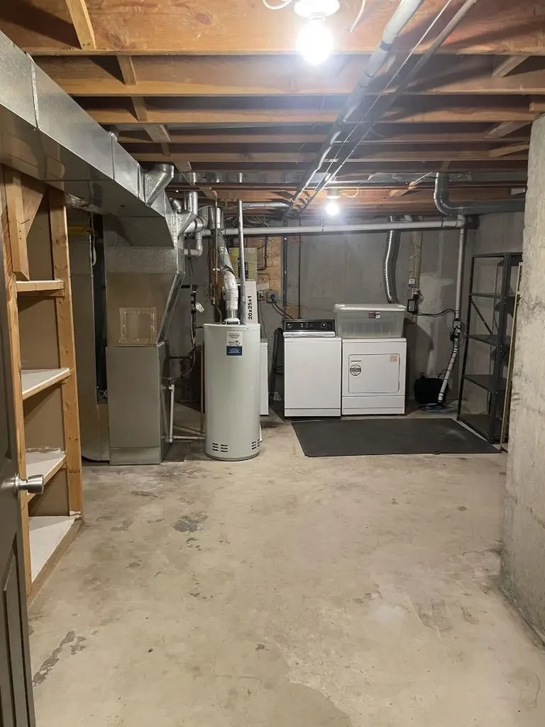 160 Hawkwood Way NW Calgary AB T3G 1X4