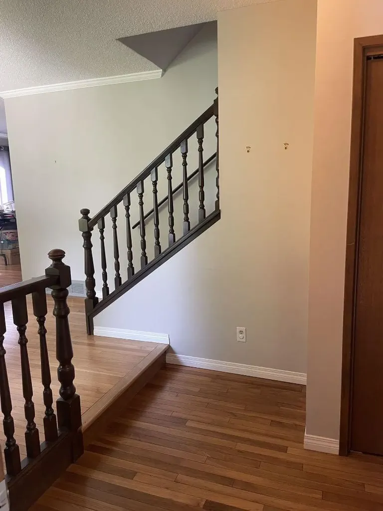 160 Hawkwood Way NW Calgary AB T3G 1X4
