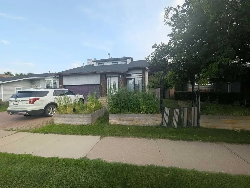 245 Bacon Place Fort Mcmurray AB T9K 1Z8