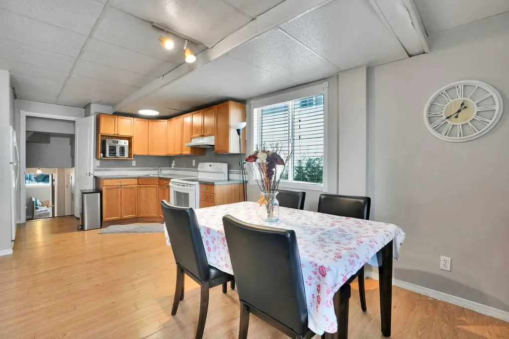 7237 Laguna Way NE Calgary AB T1Y 7B9