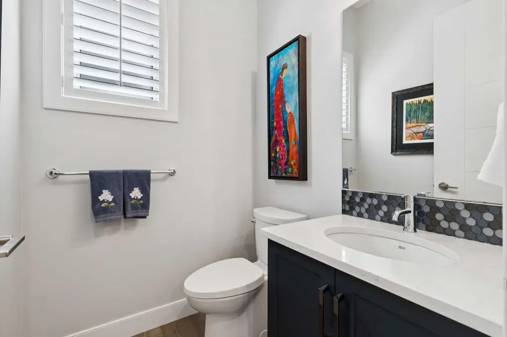 176 Cranbrook Drive SE Calgary AB T3M 2S7