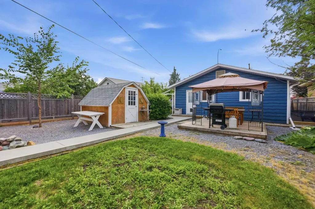 311 Centre Street N Sundre AB T0M 1X0