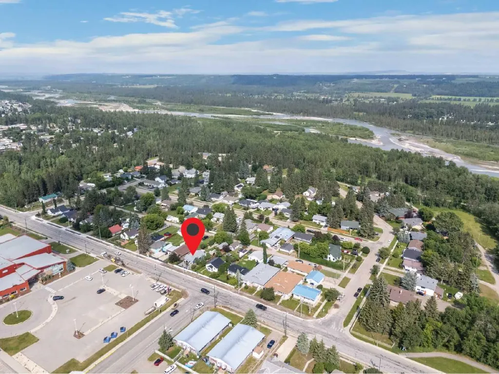 311 Centre Street N Sundre AB T0M 1X0