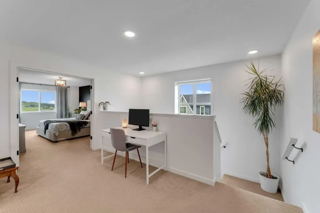 444 Lawthorn Way Airdrie AB T4A 3M7