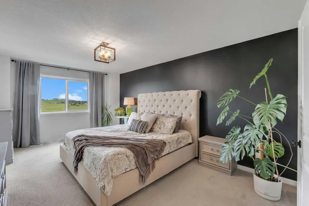 444 Lawthorn Way Airdrie AB T4A 3M7