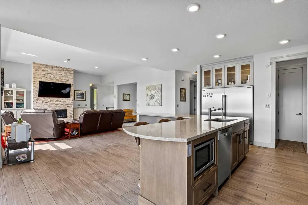 112 Green Haven Court Rural Foothills County AB T1S0L9