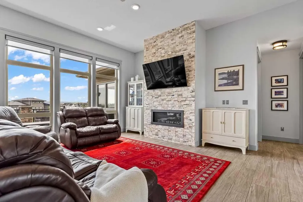 112 Green Haven Court Rural Foothills County AB T1S0L9