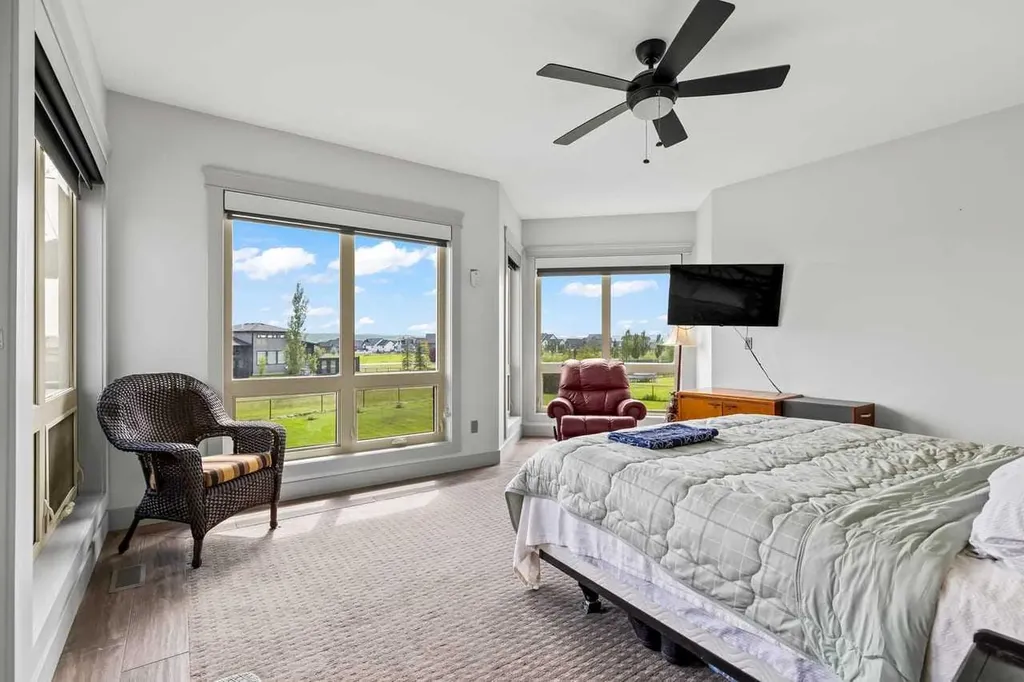 112 Green Haven Court Rural Foothills County AB T1S0L9