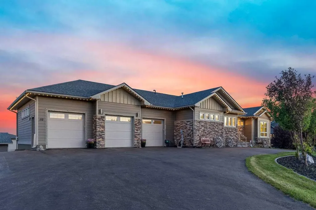 112 Green Haven Court Rural Foothills County AB T1S0L9