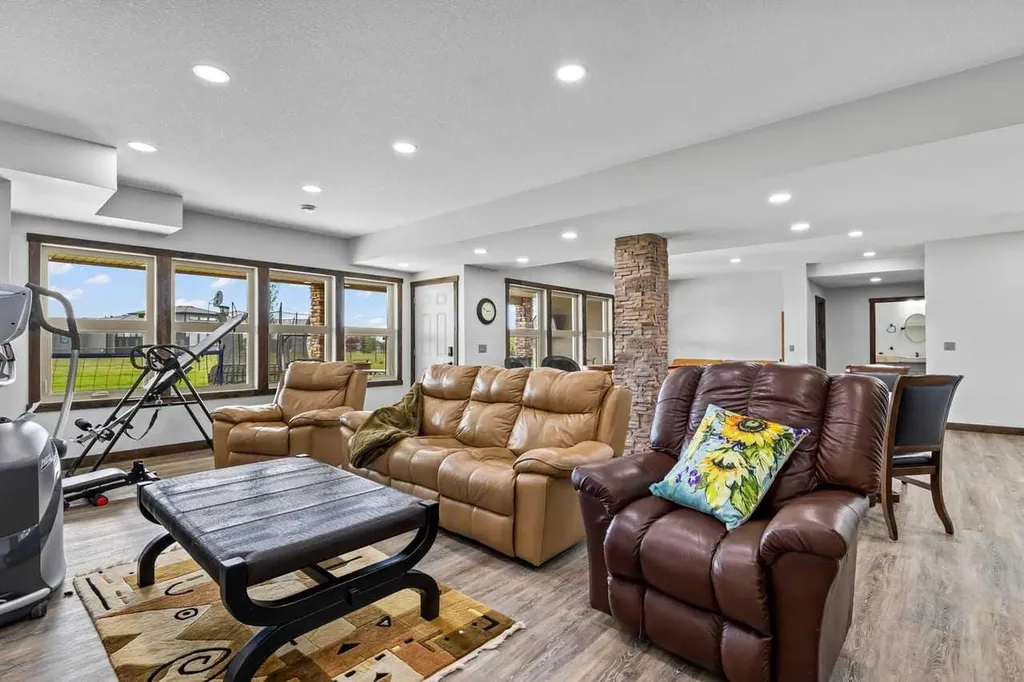 112 Green Haven Court Rural Foothills County AB T1S0L9