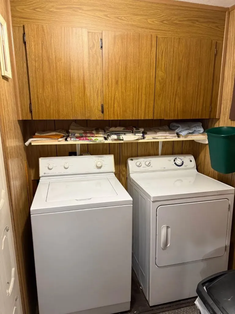 1410 43 Street S Lethbridge AB T1K 3S5