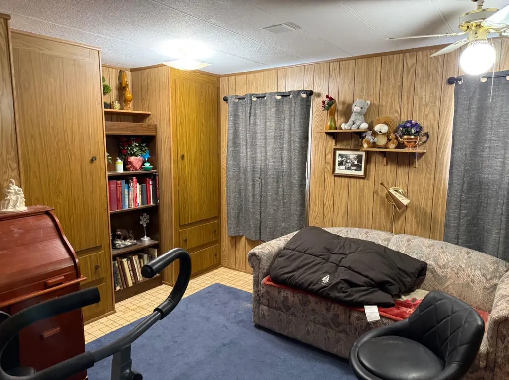 1410 43 Street S Lethbridge AB T1K 3S5