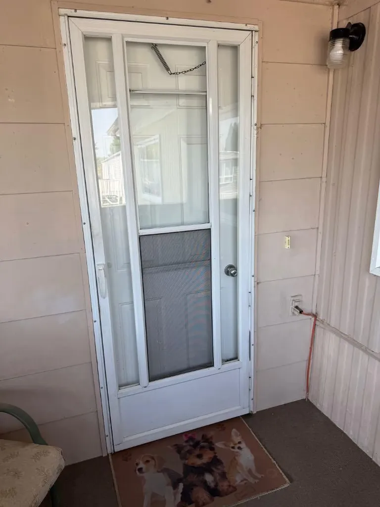 1410 43 Street S Lethbridge AB T1K 3S5
