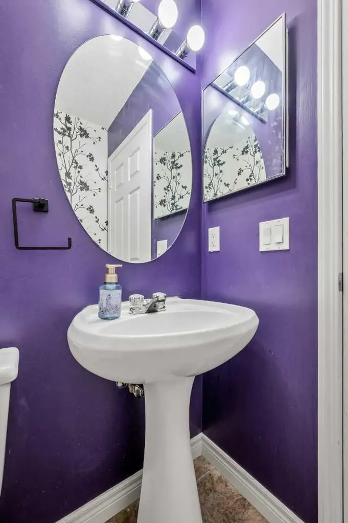 163 West Lakeview Passage Chestermere AB T1X 1G8