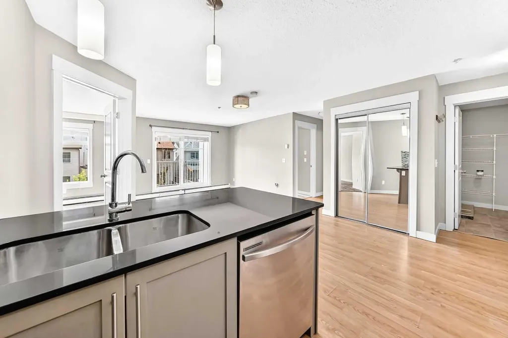 155 Skyview Ranch Way NE Calgary AB T3N 0L4