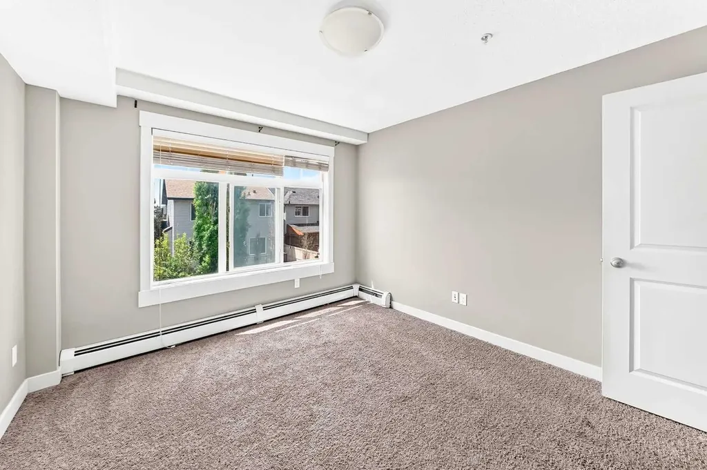 155 Skyview Ranch Way NE Calgary AB T3N 0L4