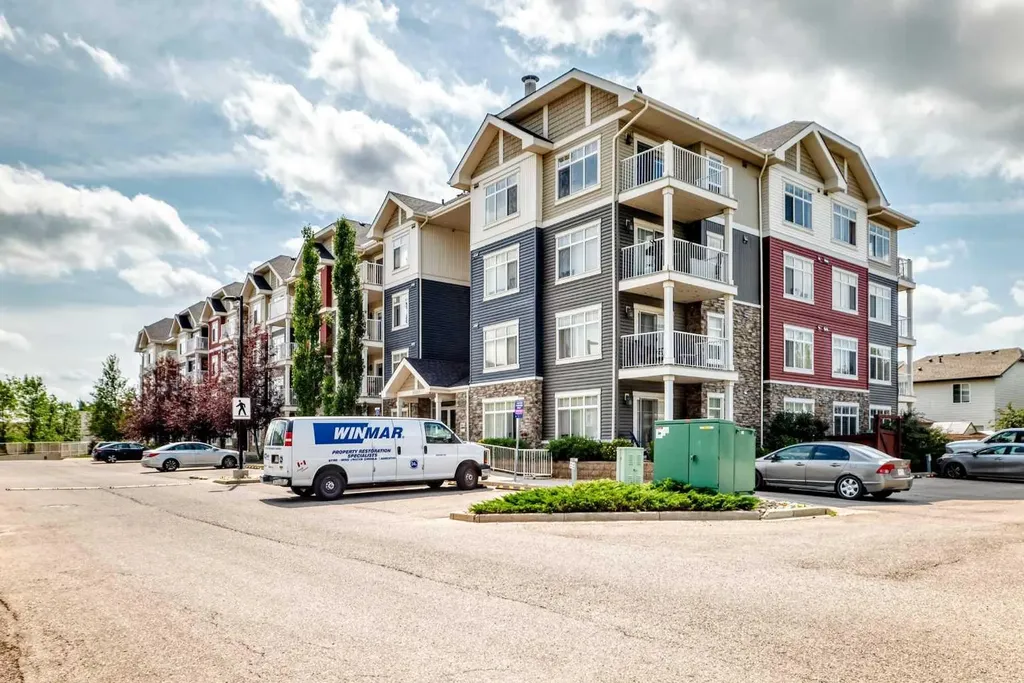 155 Skyview Ranch Way NE Calgary AB T3N 0L4