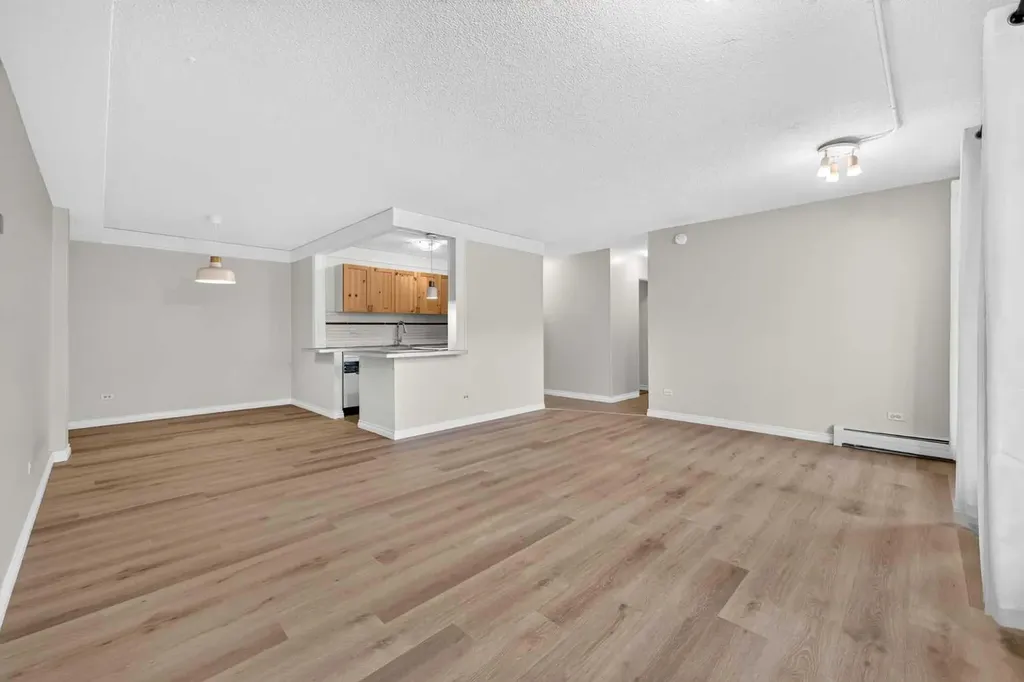 903 19 Avenue SW Calgary AB T2T 0H8