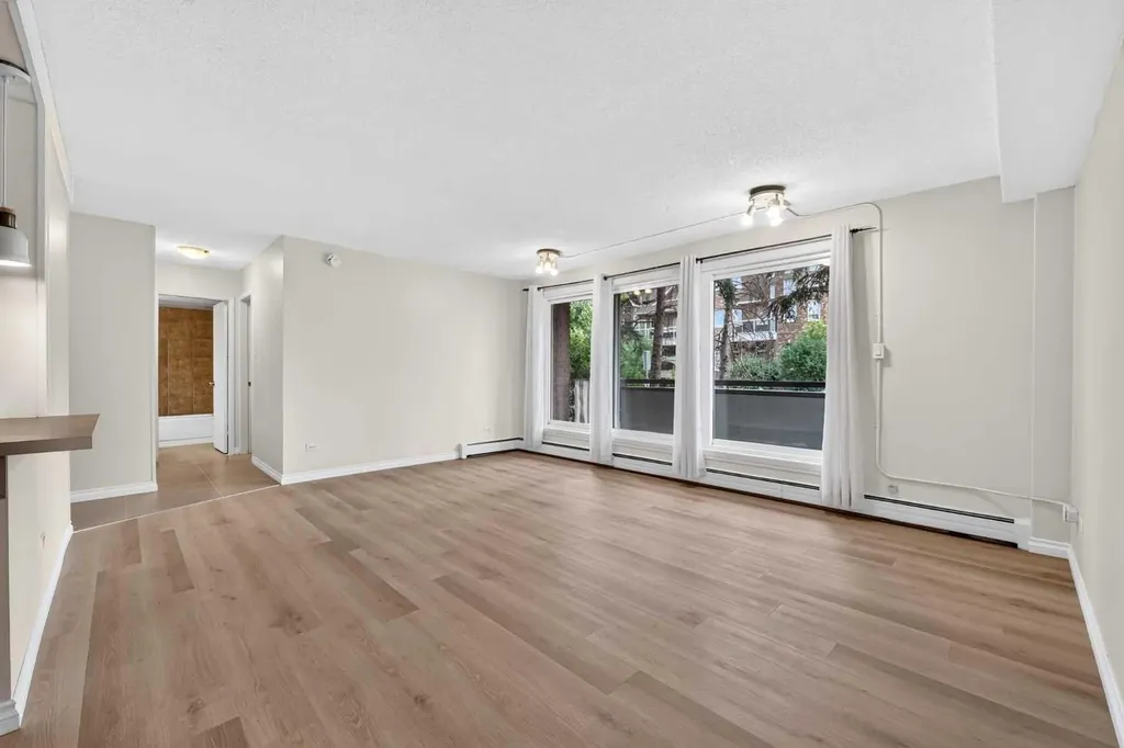 903 19 Avenue SW Calgary AB T2T 0H8
