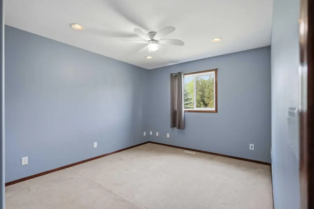 253037 Township Road 432 Ponoka AB T4J 1R2