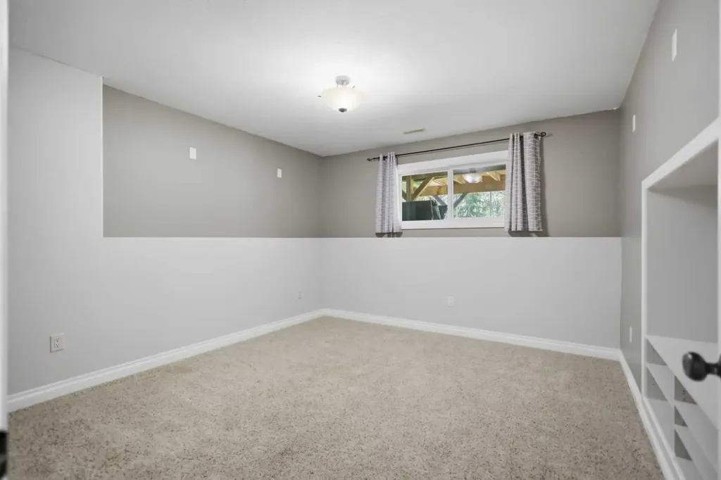 253037 Township Road 432 Ponoka AB T4J 1R2