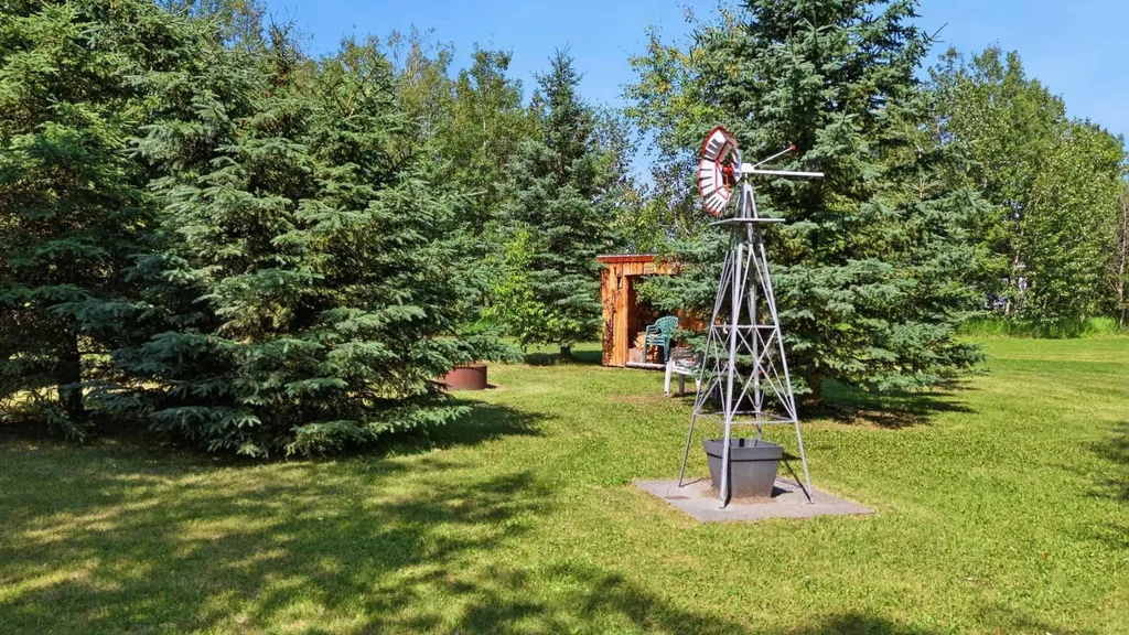 253037 Township Road 432 Ponoka AB T4J 1R2