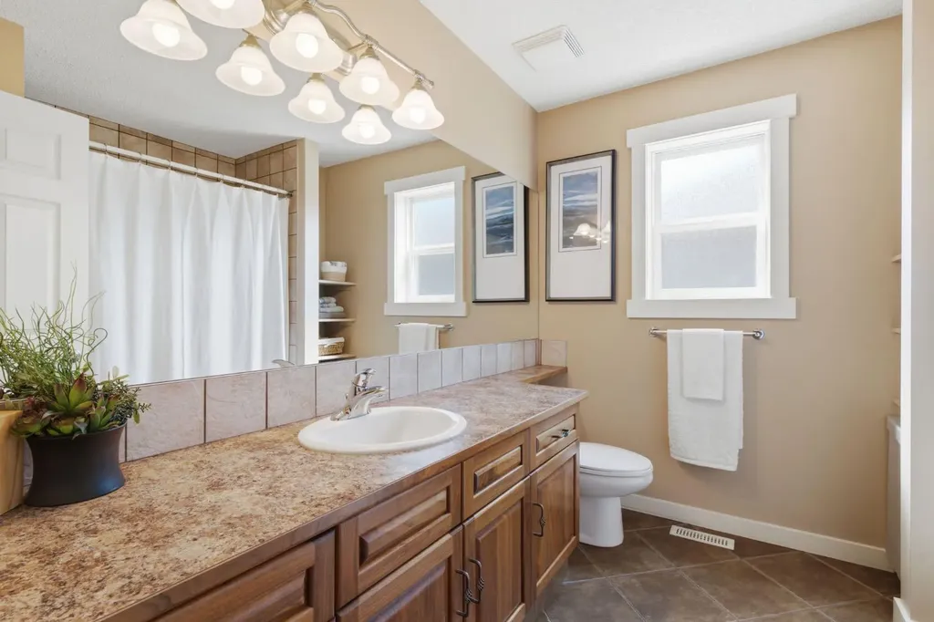 31 Chapala Close SE Calgary AB T2X 3T1