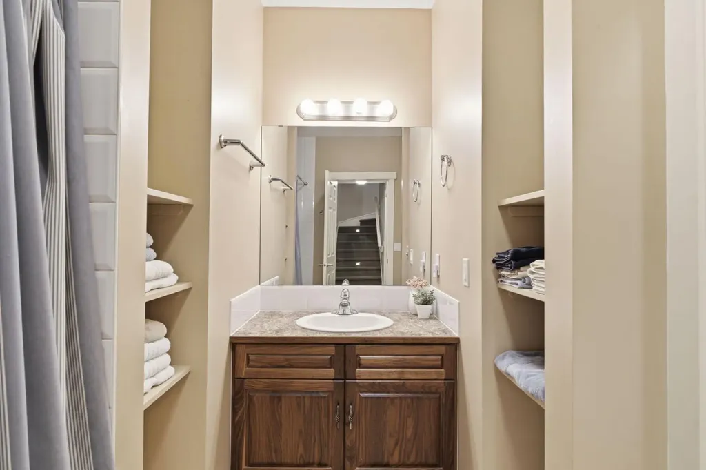 31 Chapala Close SE Calgary AB T2X 3T1
