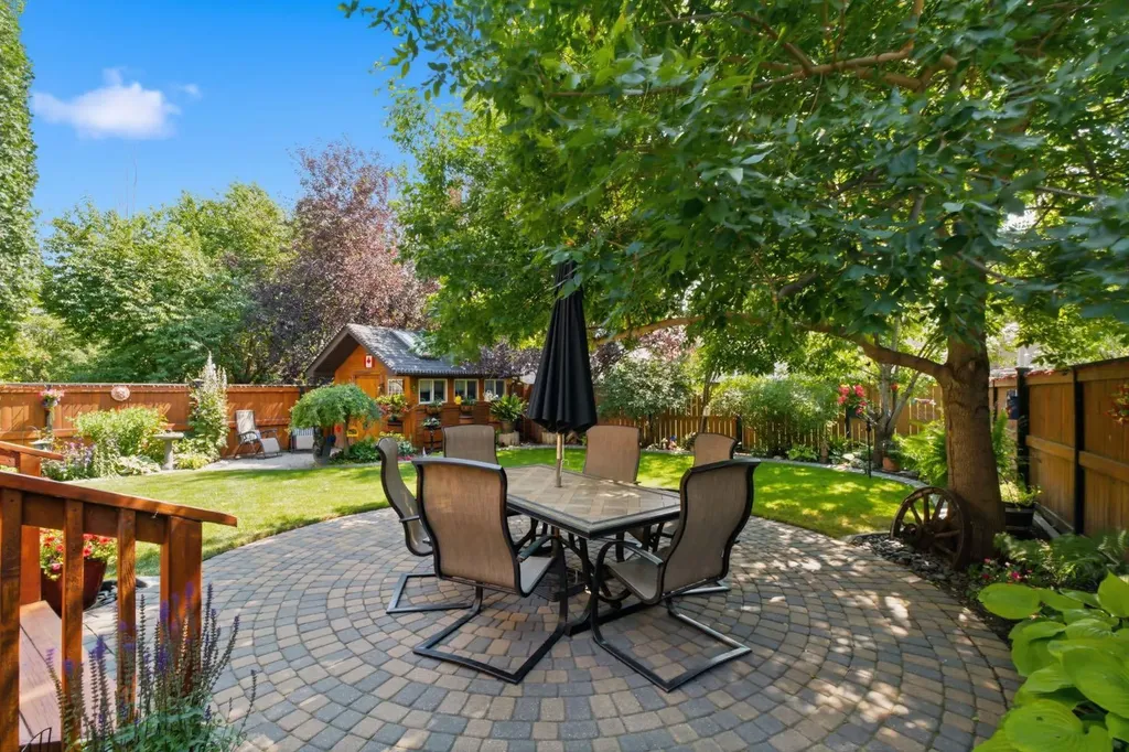 31 Chapala Close SE Calgary AB T2X 3T1