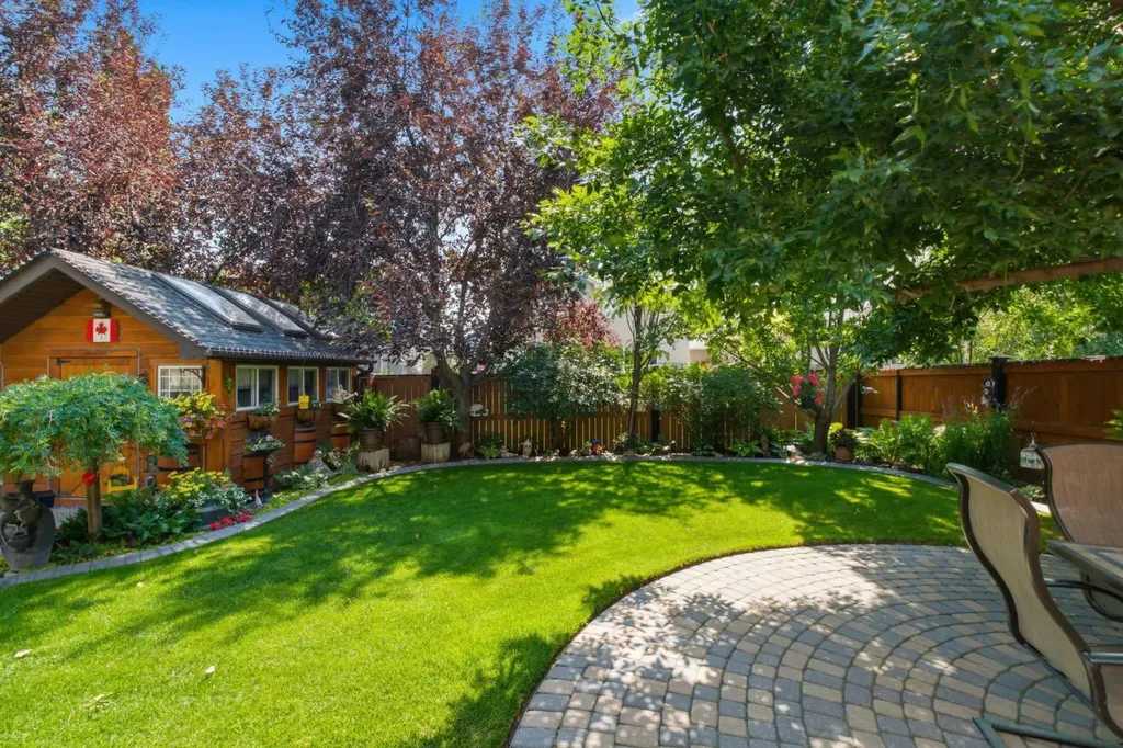 31 Chapala Close SE Calgary AB T2X 3T1