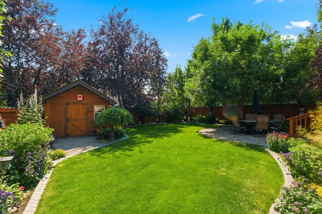 31 Chapala Close SE Calgary AB T2X 3T1