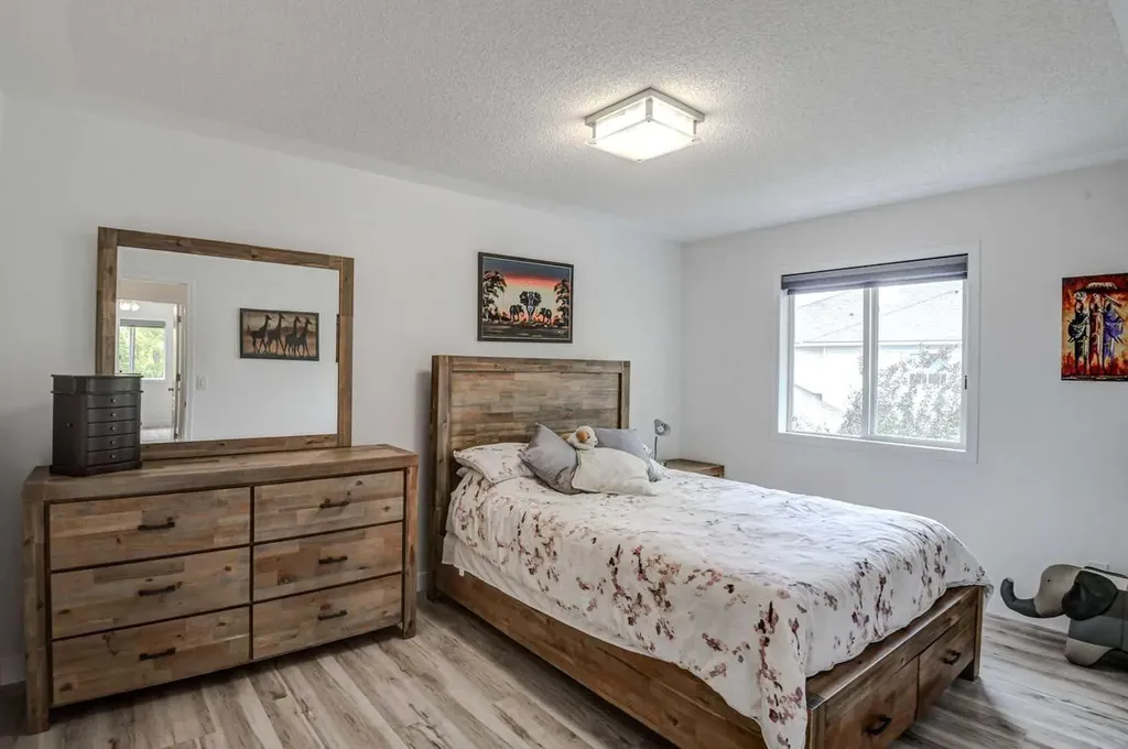 58 Sierra Morena Gardens SW Calgary AB T3H 3P4