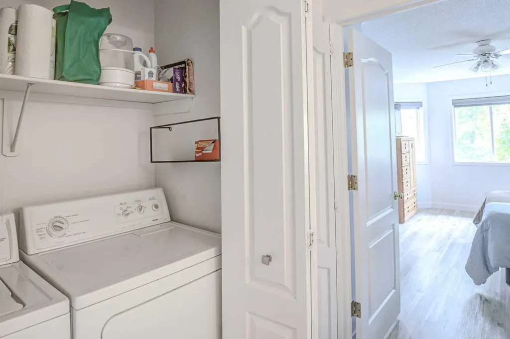 58 Sierra Morena Gardens SW Calgary AB T3H 3P4