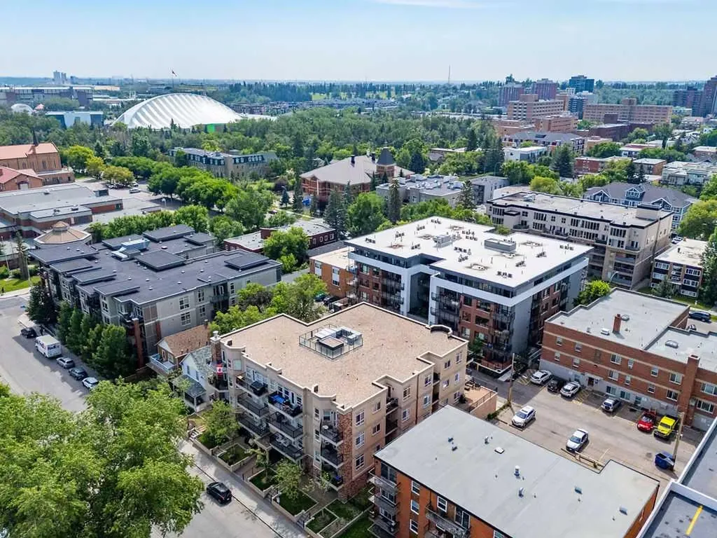 323 18 Avenue SW Calgary AB T2S 0C4