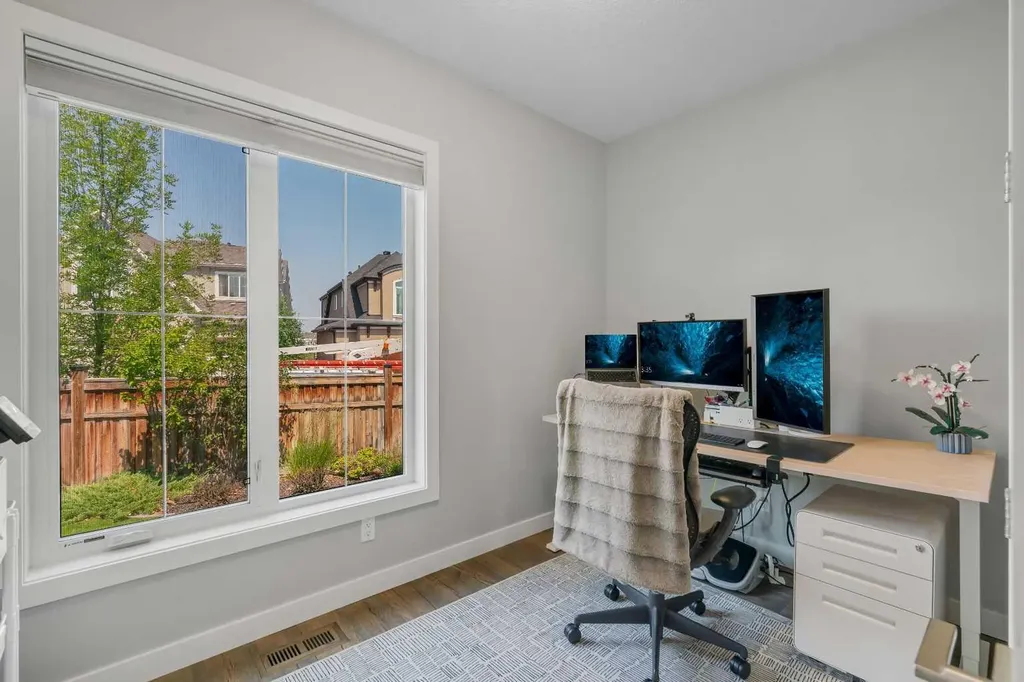 381 Marquis Landing SE Calgary AB T3M 2H4