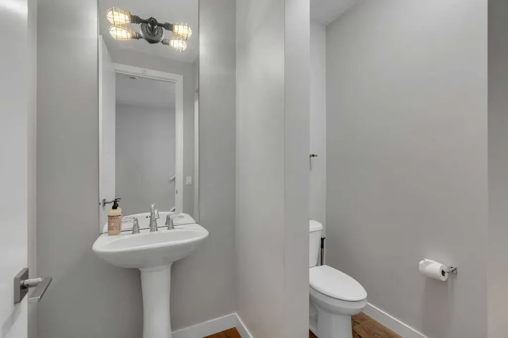381 Marquis Landing SE Calgary AB T3M 2H4