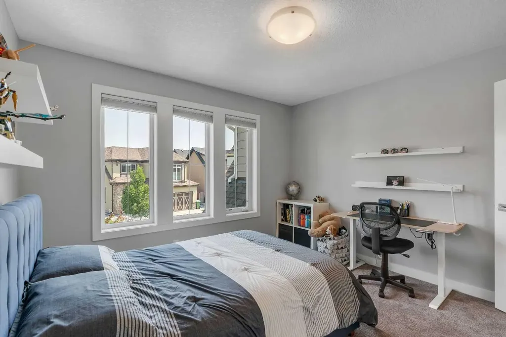 381 Marquis Landing SE Calgary AB T3M 2H4