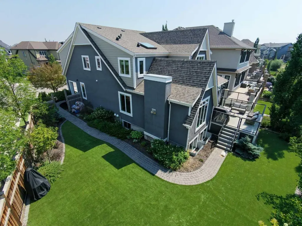 381 Marquis Landing SE Calgary AB T3M 2H4