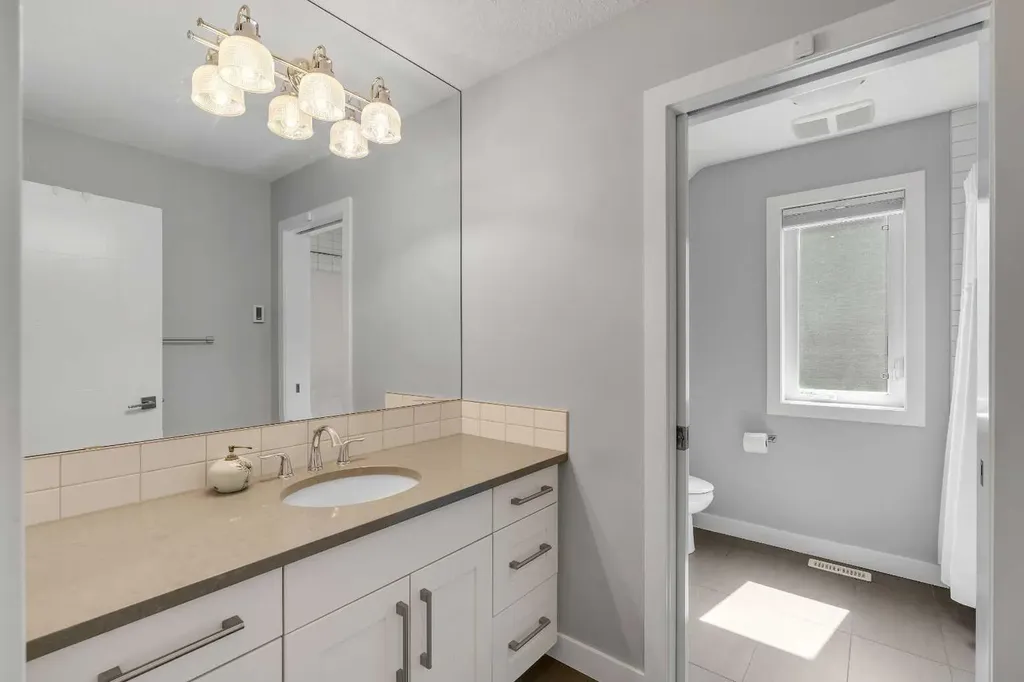 381 Marquis Landing SE Calgary AB T3M 2H4