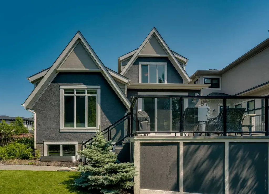 381 Marquis Landing SE Calgary AB T3M 2H4