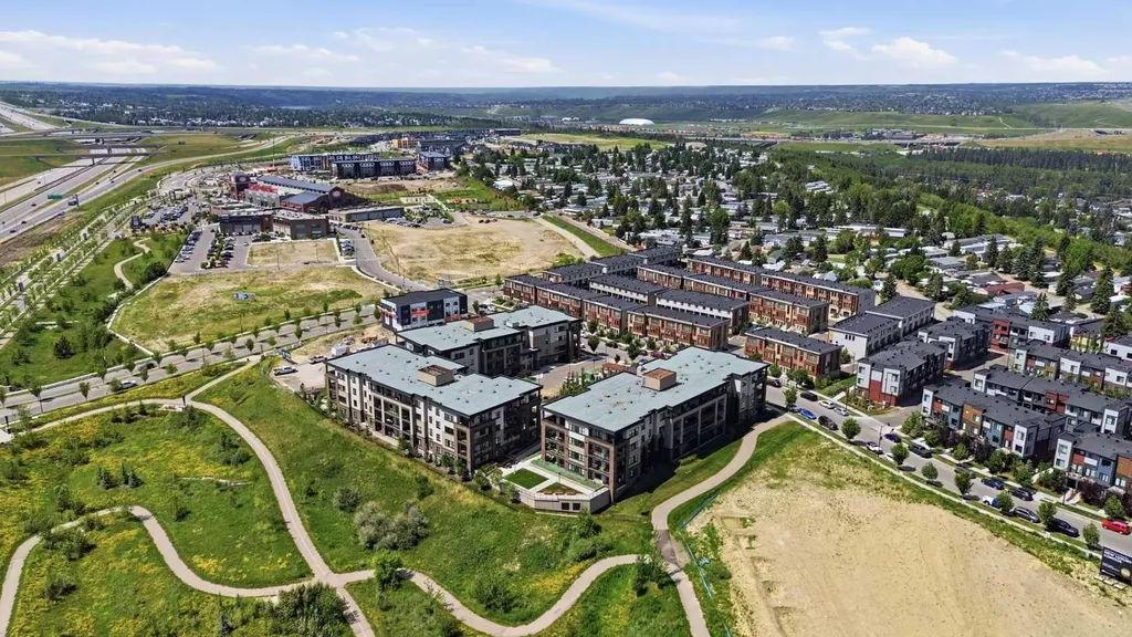 80 Greenbriar Place NW Calgary AB T3B 6J4