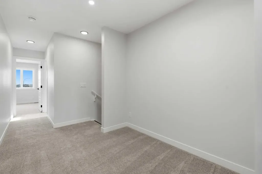 8581 Huxbury Drive NE Calgary AB T2A 4Y1
