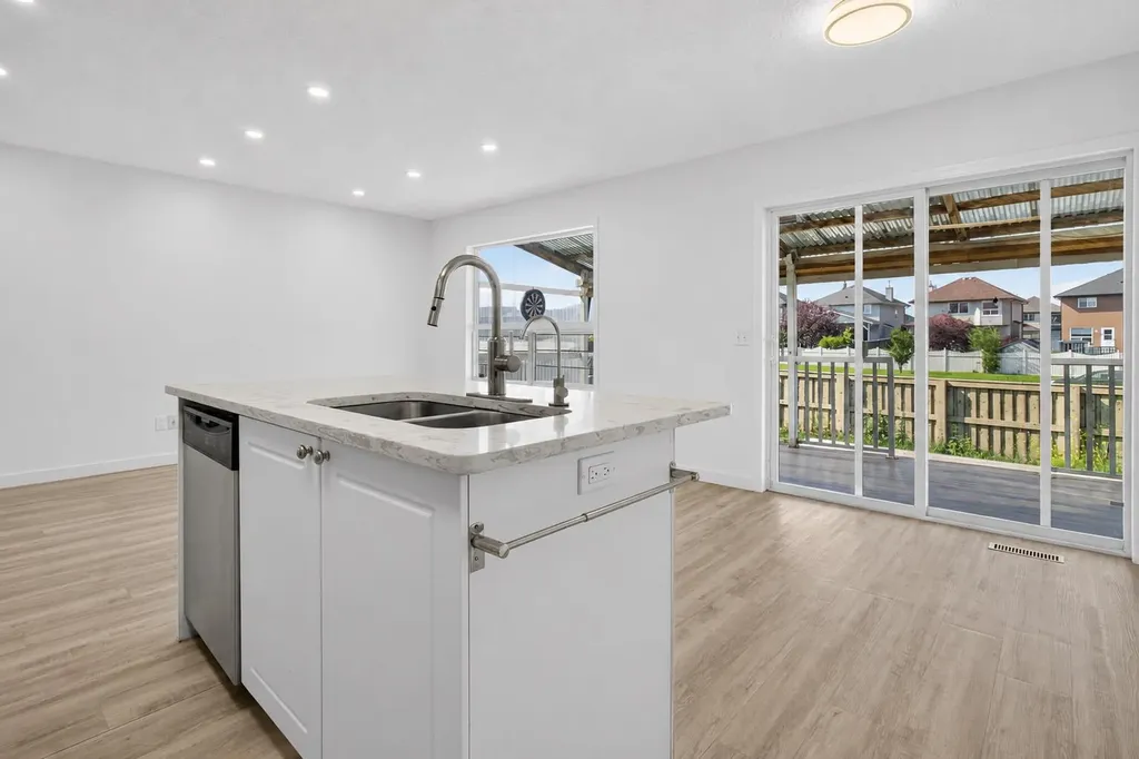 133 Martinvalley Crescent NE Calgary AB T3J 4L7