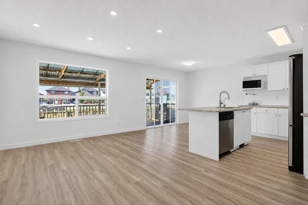 133 Martinvalley Crescent NE Calgary AB T3J 4L7